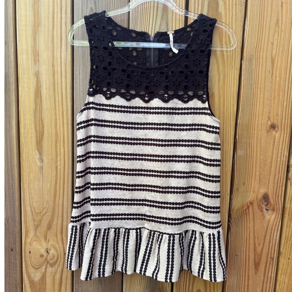 Free People M  Eyelet Lace Striped‎ Peplum Tank Top Cream Black  Boho Coastal - Picture 2 of 7